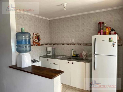 Imagen 2 de 10 de Departamento - La Plata