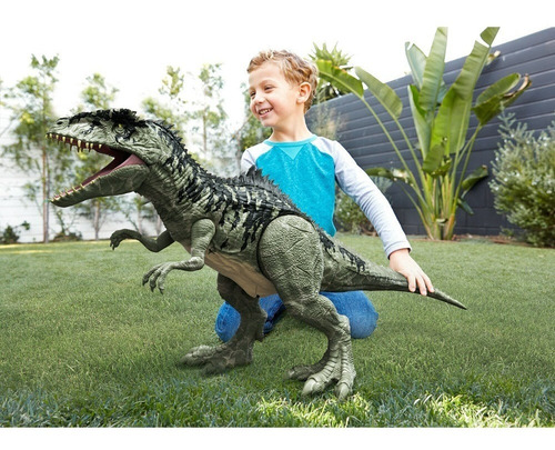 Imagen 2 de 6 de Jurassic World Dominion - Giganotosaurus Super Colosal 90 Cm
