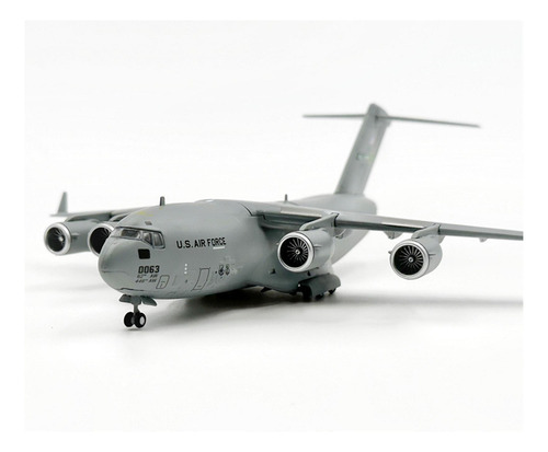 Modelo De Avión De Transporte 1:200 Con Soporte De