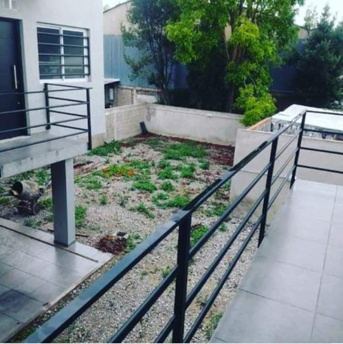 Imagen 3 de 6 de Venta Con Posible Financiación, Toman Vehículo Bien Ubicado.