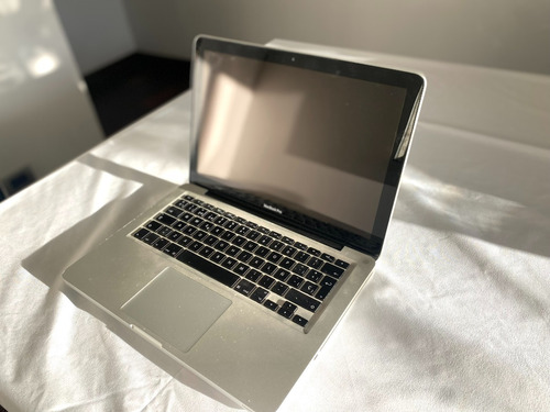 Macbook Pro 2011 13 Core I5 | 4gb Ram (reacondicionado) (Reacondicionado)