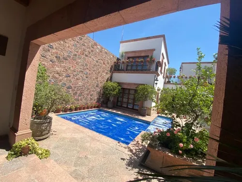 Casa En Venta En El Centro De Querétaro.
