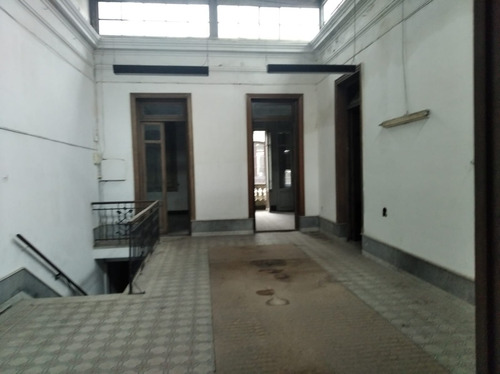 Imagen 9 de 14 de Gran Casa En Calle Colón Muy Buen Estado
