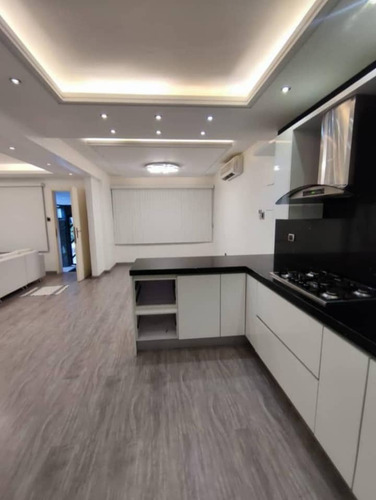 Imagen 2 de 9 de Esplendido Towhouse Prebo Valencia Jc-lp