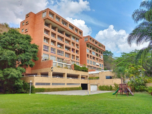 Apartamento En Venta En La Tahona, Caracas De 135,16m2 De 4h | 4b | 2pe | (cbe)