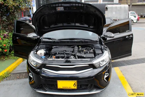 Kia Stonic 1.0 Zenith Hibrido