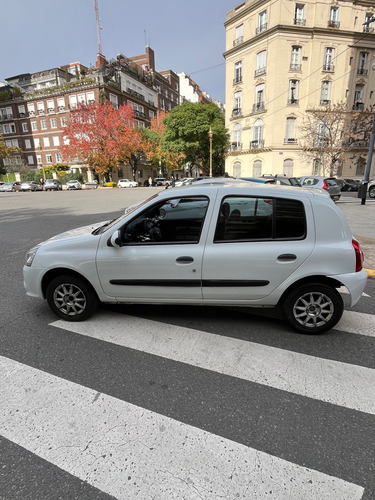 Renault Clio 1.2 Mio Confort Plus Abs Abcp