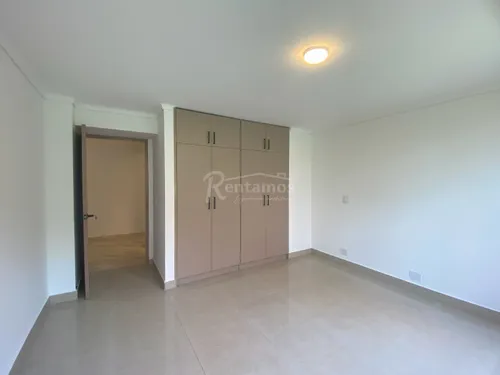 Apartamento En Venta En Los Balsos. Cod V776146