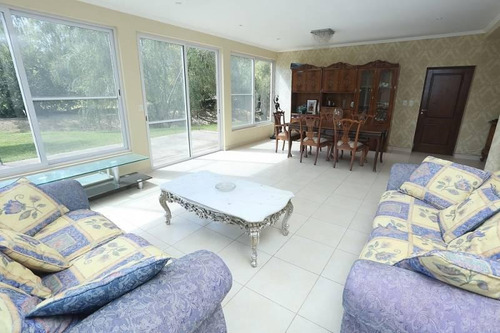 Casa Quinta En Venta Ubicado En Pilar, G.b.a. Zona Norte