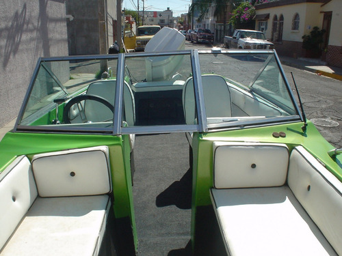 Lancha Grande Marca Vip Linea V19 Vixen Motor Evinrude Gran