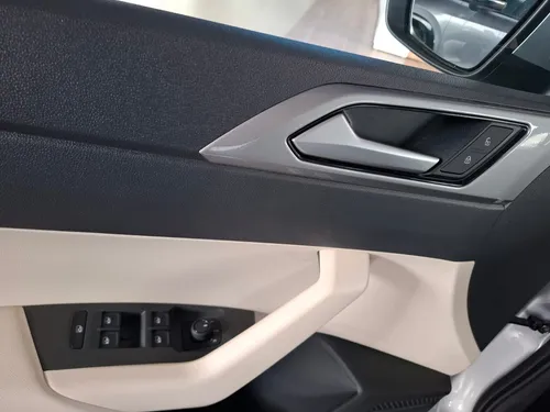 Volkswagen Virtus Comfortline At