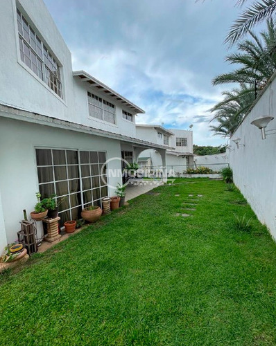 Inmobipiña Vende Townhouse En La Urb. Villa Antillana, Puerto Ordaz, Estado Bolivar - Dp