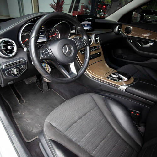 Imagen 13 de 14 de Mercedes-benz Clase C C200 2.0