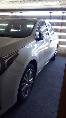 Imagen 1 de 15 de Toyota Corolla 2016 1.8 Se-g Cvt 140cv