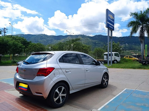 Imagen 5 de 10 de Chevrolet Onix Nb 1.4l Ltz Mt 2020