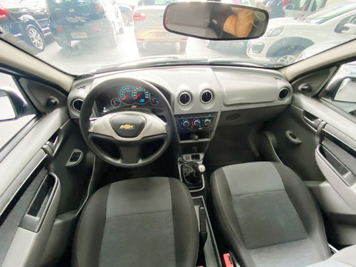 Imagem 6 de 7 de Gm Prisma 1.4l Lt 2011/2012 Prata