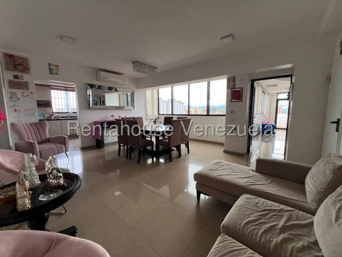 César Bullones Vende Espectacular Apartamento En Del Este, Lara 25-20832