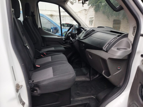 Ford Transit 2.2 Pasajeros Larga Techo Alto Custom Mt