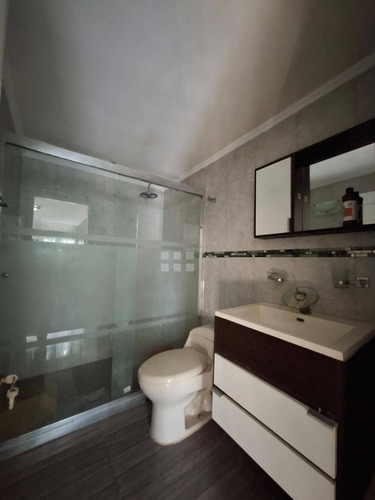 Hermosa Villa En Puerto Morro - Precio De Oportunidad