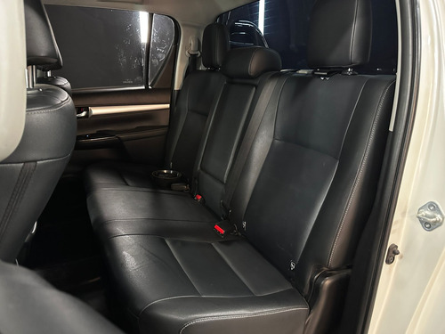 Toyota Hilux 2.8 Tdi 4x4 Dc Srx L16