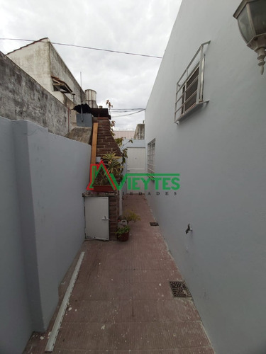 Imagen 10 de 26 de Ph Interno 3 Ambientes Sobre Larroque Al 1500 Banfield