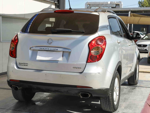 SsangYong Korando 4X2 MT SEMI FULL
