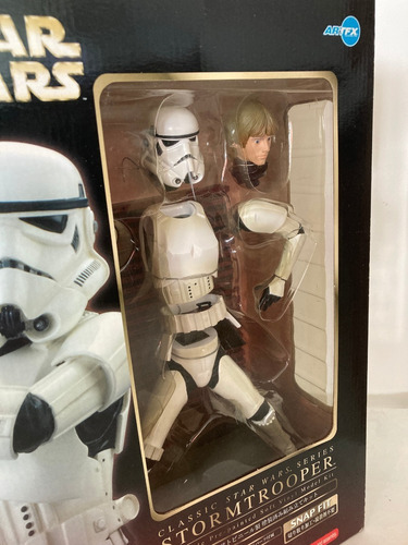 Figura - Storm Trooper Star Wars Luke Artfx Kotoubiya 1/7 (Usado)