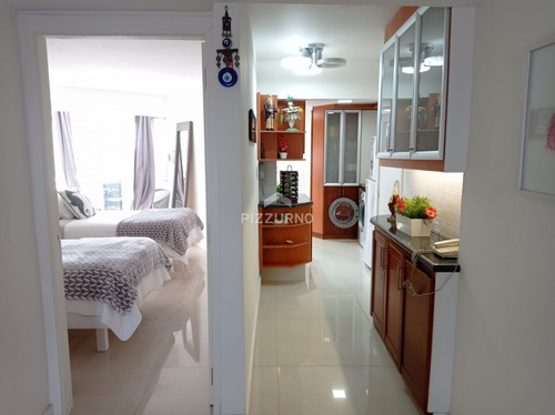 Apartamento En Brava, 2 Dormitorios Y Dependencia De Servicio - Ref: 455