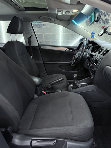 Volkswagen Vento 2.0 Comfort I 110cv