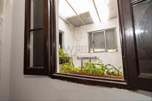 Venta Casa 3 Dormitorios, 2 Baños, Garage En La Aguada