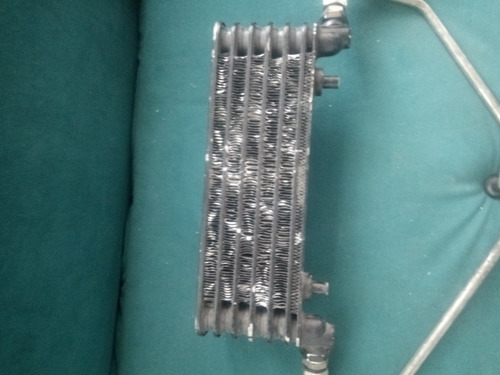 Imagen 3 de 5 de Radiador De Aceite Para Benelli 899 Y 1130
