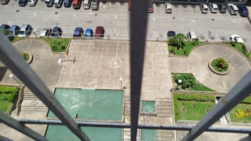 Se Vende Cómodo Apartamento, Ubicado En San Antonio De Los Altos. Residencia Los Altos.nc
