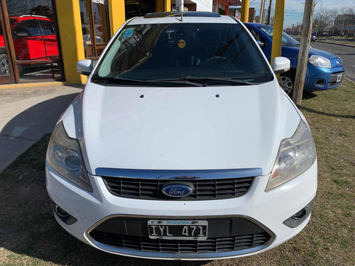 Imagen 2 de 15 de Ford Focus 2 2010 1.8 Tdci Ghia Mt