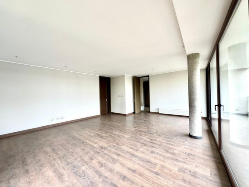 Moderno Penthouse I La Dehesa Central I Colegio Los Alerces