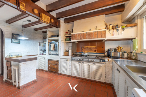 Casa En Venta En Martinez