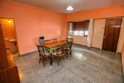 Imagen 7 de 22 de Casa Venta 3 Dormitorios 3 Baños 3 Cocheras 525 Mts 2 Totales - La Plata