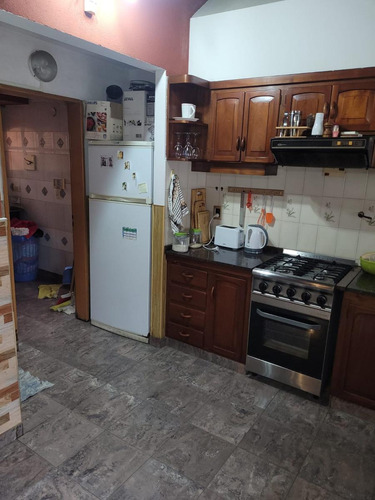 Casa En Venta - 2 Dormitorios 1 Baño 1 Cochera - 438mts2 - Libertad, Merlo