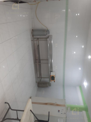 Edificio En Venta En Esquina Con Salones Para Eventos Diversos Y Oficinas Todo Climatizado