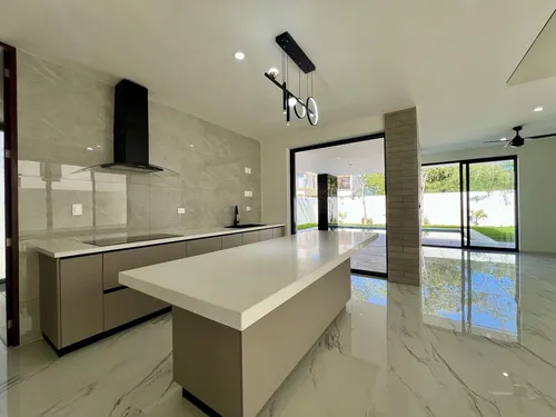 Luxury Home For Sale In Mérida Exclusive, Modern, And Move-in Ready