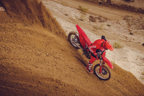 Gas Gas Mc 250f 2023-disponible-tr