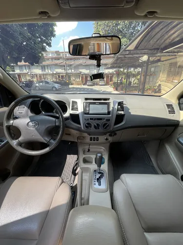 Toyota Fortuner 2.7 4x2 automatica