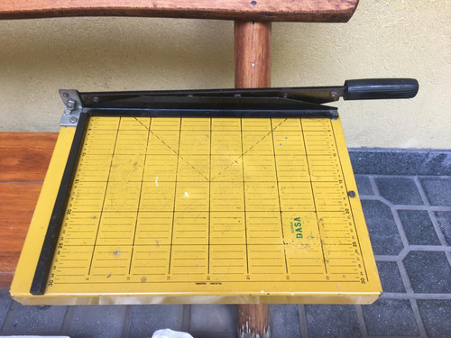 Cizalla Dasa Office A4: Guillotina Manual Para Papel (Usado)