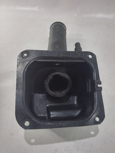 Imagen 3 de 7 de Gollete Cuello Tanque Renault 21