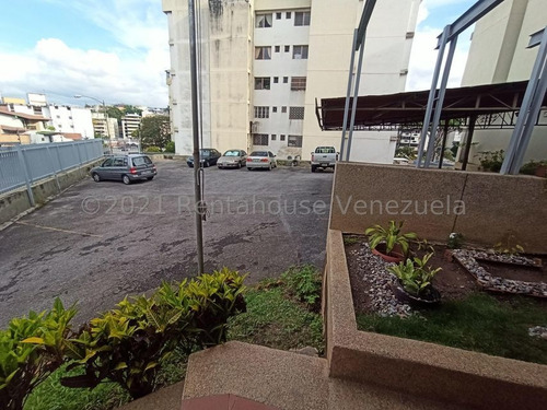 Imagen 13 de 14 de Amplio Apart. Venta Cumbre De Curumo 22-18750 Odette F. 0414-2417498
