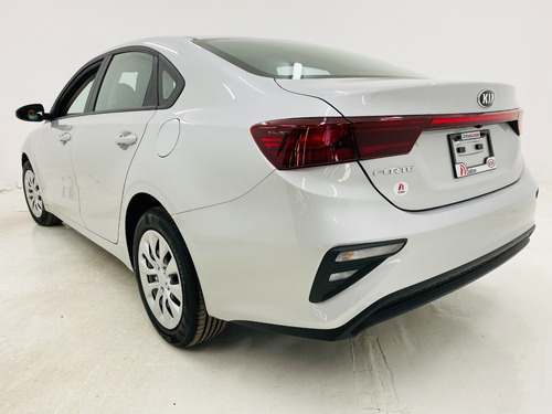 Kia Forte 2.0 L At