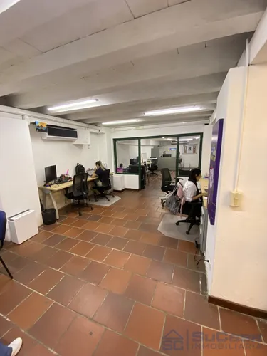 Casa Comercial Con Excelente Ubicacion Cod. 29344