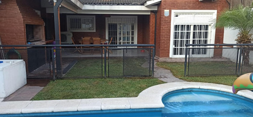 Imagen 6 de 13 de Casa Amplia Con Lindo Parque Y Buena Ubicación
