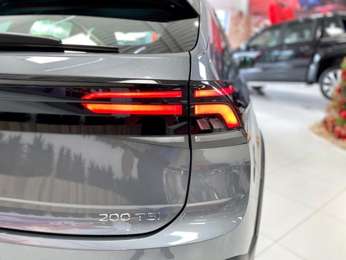 Volkswagen Nivus Highline 1.0 200 Tsi Flex Aut.