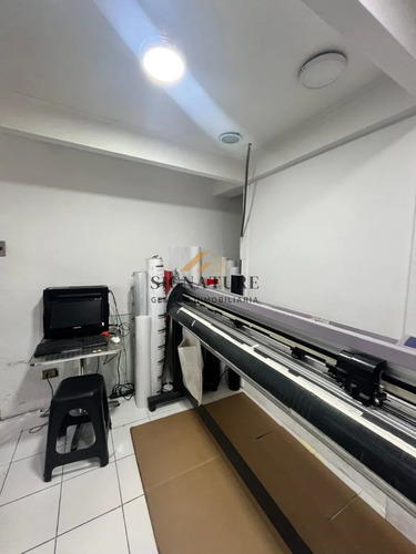 Casa Comercial Con Bodega, Negociable.
