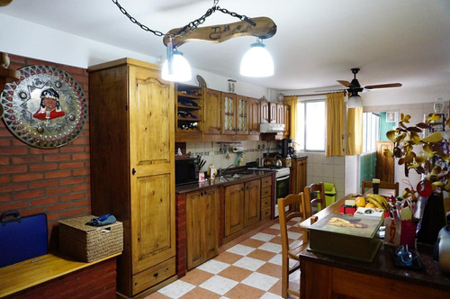Imagen 7 de 30 de Semipiso 4 Ambientes Con Dependencia Cochera Impecable